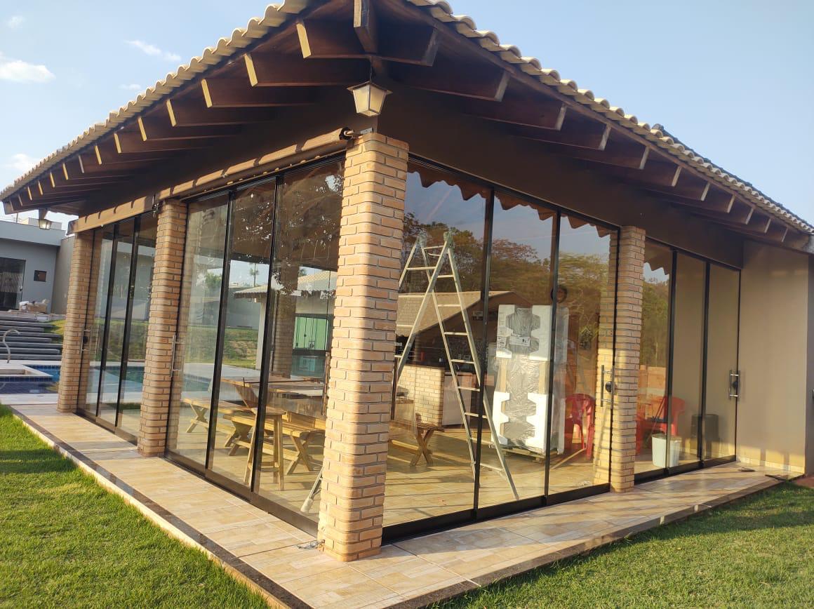 Cortina de cristal en vivienda residencial - JN Aluminio Neuquén